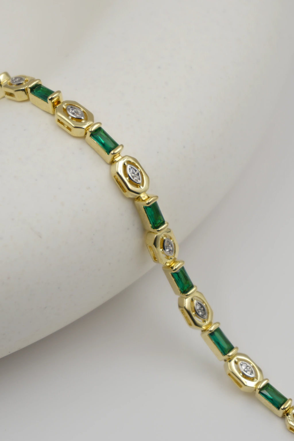 Emerald Glow Baget Bileklik