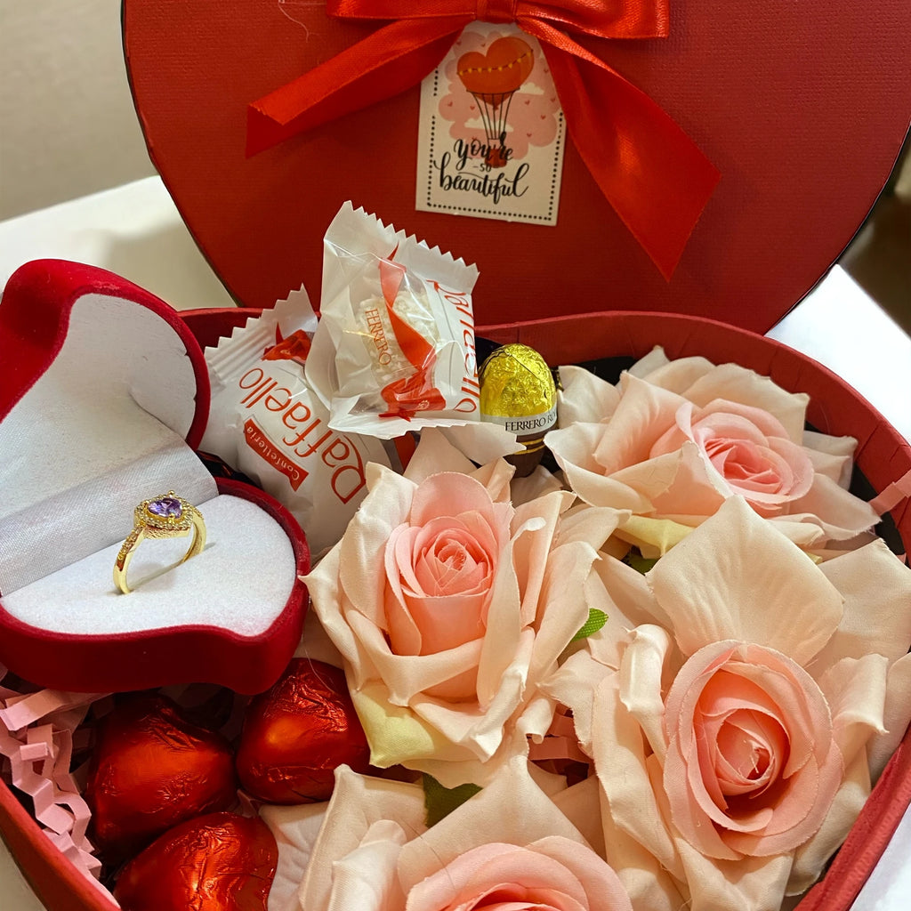 Midi Red Heart Love Box
